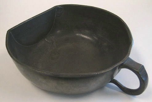 Beautiful late 17th century, early 18th century pewter bleeding bowl.  Unmarked, probably English in origin.